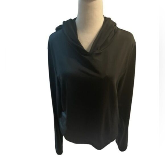 VICTORIA'S SECRET
ON POINT xxl black cropped hooded jacket nwt black - Picture 1 of 13